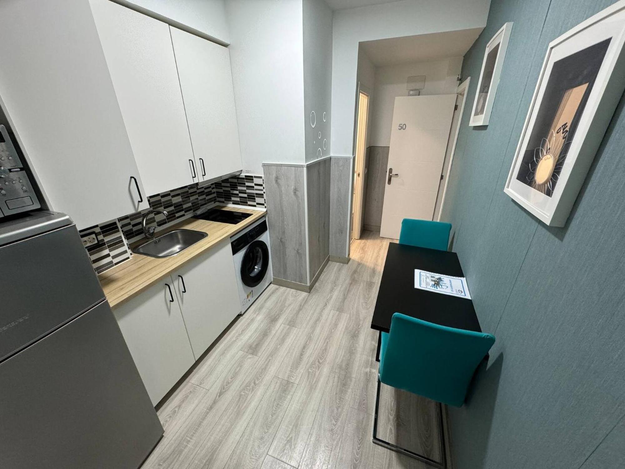 Apartamentos Larga Estancia Noviciado Madrid Centro Dış mekan fotoğraf