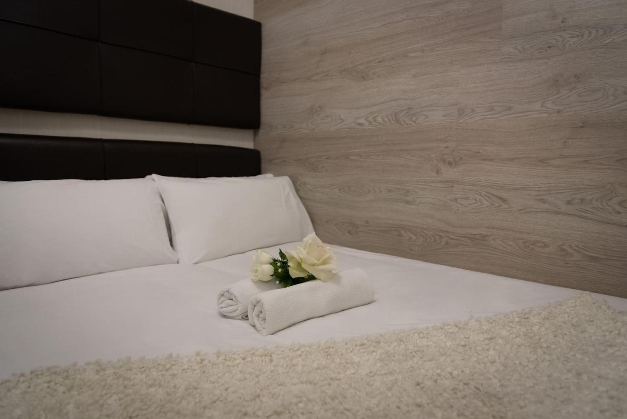 Apartamentos Larga Estancia Noviciado Madrid Centro Dış mekan fotoğraf